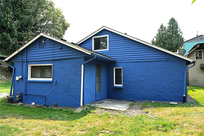 Property photo for 10433 1st Avenue Sw, Burien photo 18
