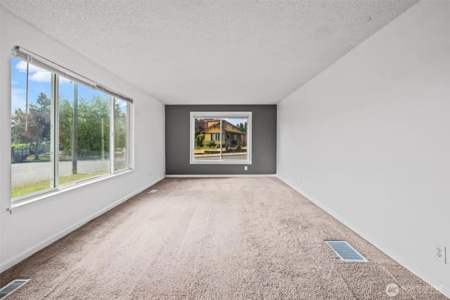 Property photo for 503 S 58th Street, Tacoma photo 3