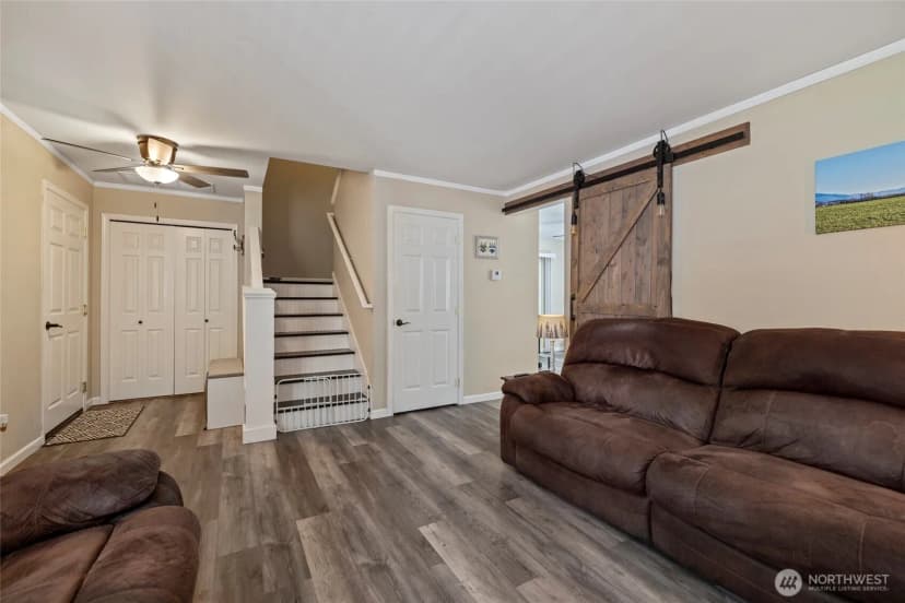 Property photo for 2912 Brook Lane, Sedro Woolley photo 7