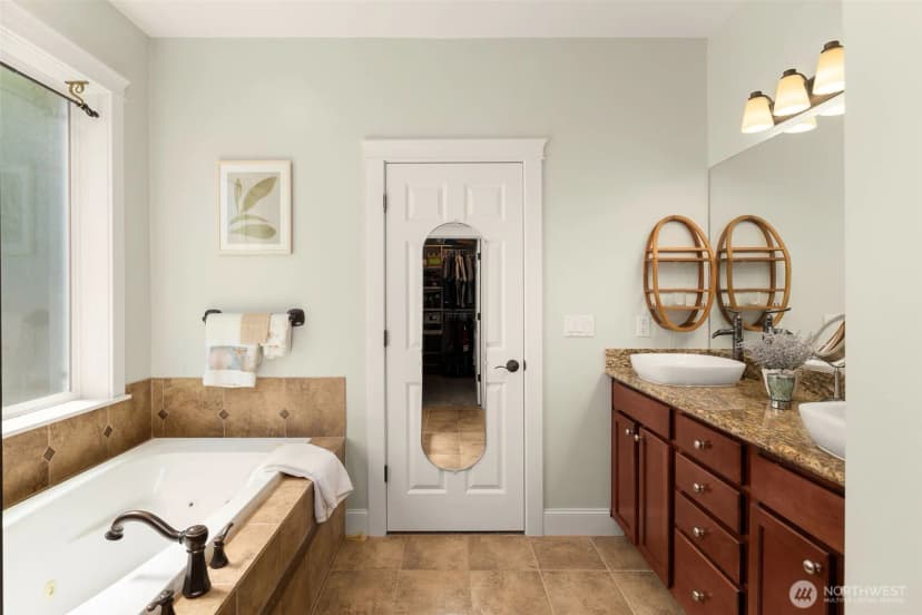 Property photo for 26011 147th Place Se, Kent photo 10