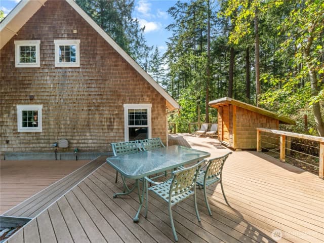Property photo for 7683 Hideaway Lane, Anacortes photo 2
