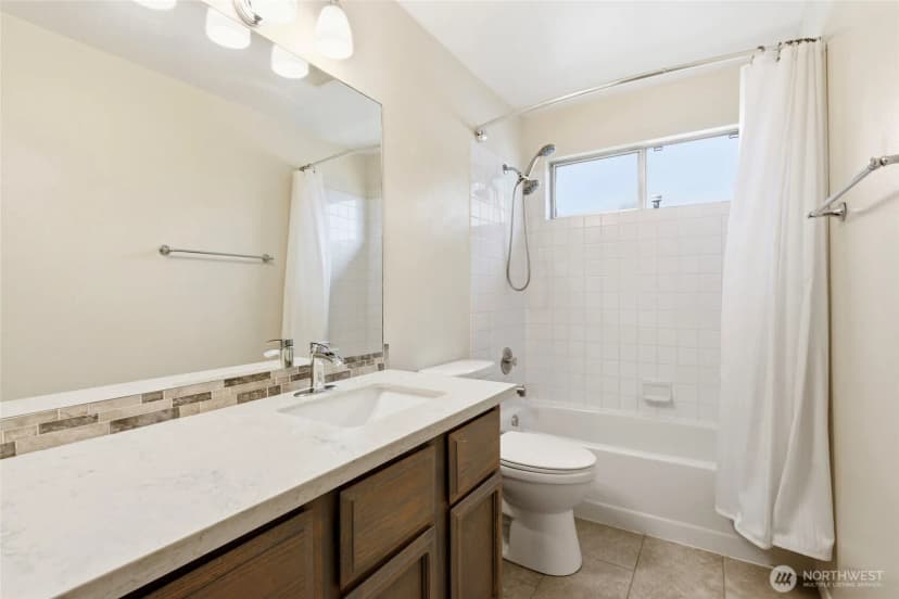 Property photo for 27524 140th Ave Se, Kent photo 27