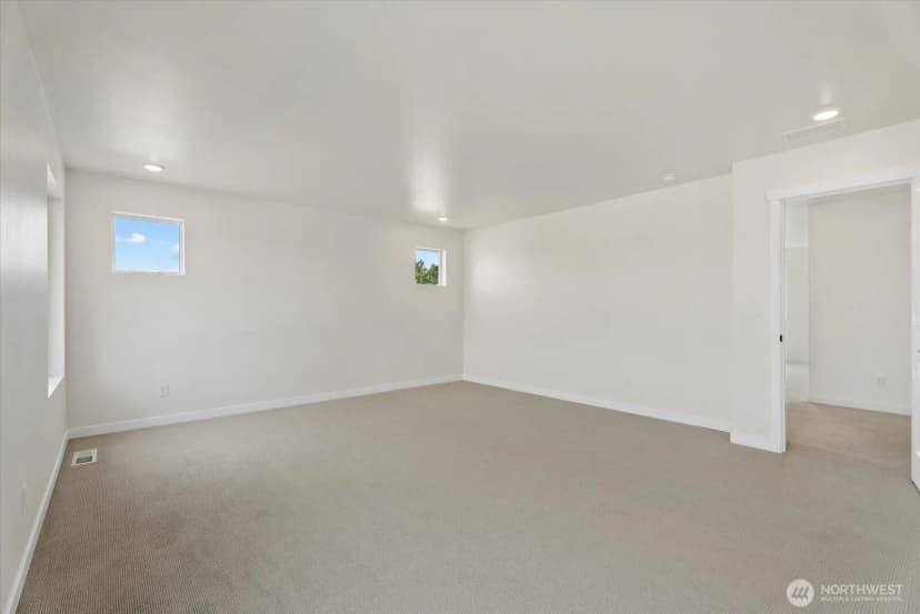 Property photo for 30423 126th Court Se, Auburn photo 14