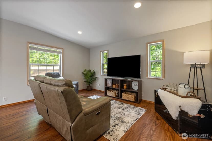 Property photo for 4012 86th Avenue Nw, Gig Harbor photo 14