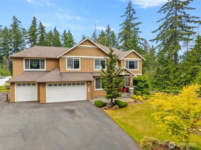 Property photo for 8010 Wenatchee Place Nw, Silverdale photo 3