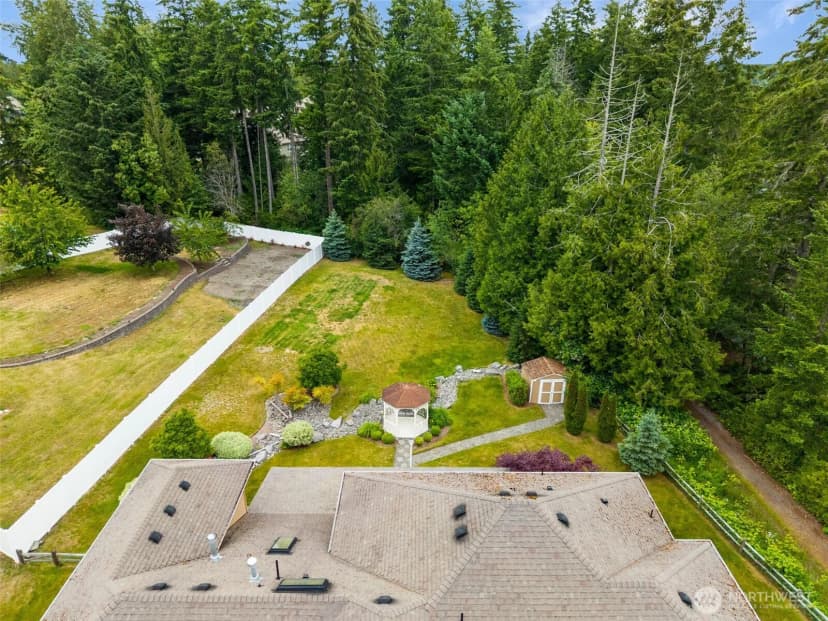 Property photo for 8010 Wenatchee Place Nw, Silverdale photo 38