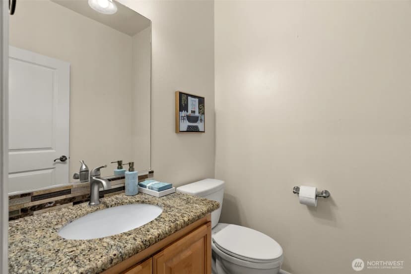 Property photo for 8010 Wenatchee Place Nw, Silverdale photo 15