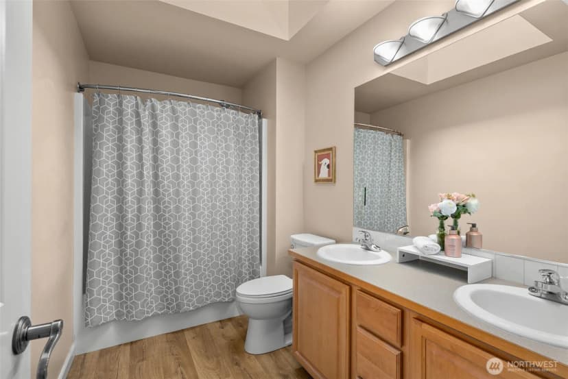 Property photo for 8010 Wenatchee Place Nw, Silverdale photo 31