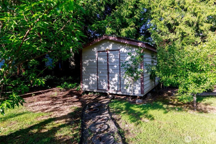 Property photo for 20411 56th Avenue W, Lynnwood photo 9