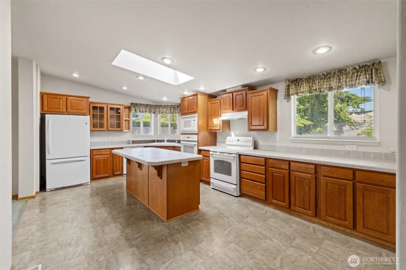 Property photo for 40 Marsden Road, Port Angeles photo 4