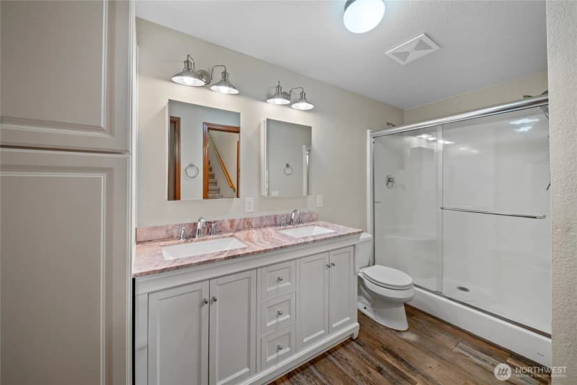 Property photo for 211 E Aycliffe Drive, Shelton photo 13