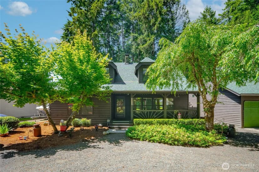 Property photo for 211 E Aycliffe Drive, Shelton