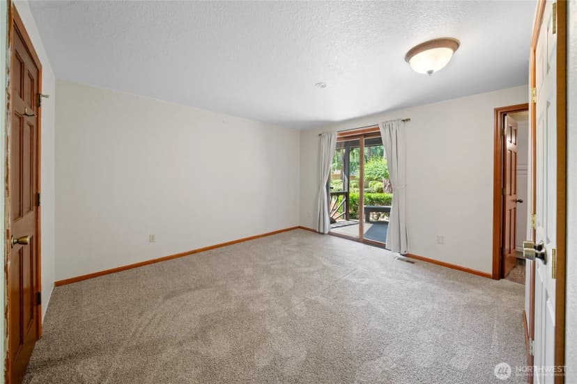 Property photo for 211 E Aycliffe Drive, Shelton photo 11