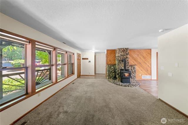 Property photo for 211 E Aycliffe Drive, Shelton photo 3