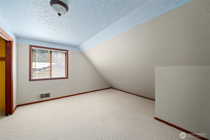 Property photo for 211 E Aycliffe Drive, Shelton photo 17