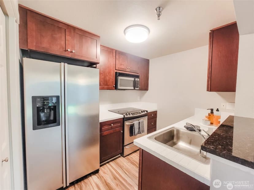 Property photo for 1835 S 286th Lane #r104, Federal Way photo 9