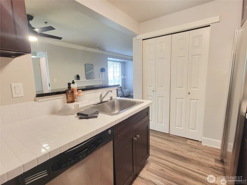 Property photo for 1835 S 286th Lane #r104, Federal Way photo 10