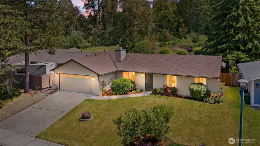 Property photo for 16516 133rd Place Se, Renton photo 2
