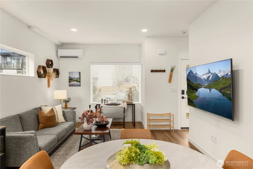Property photo for 1407 N 103rd Street, Seattle photo 14