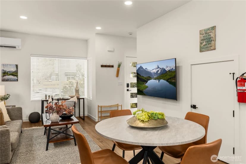 Property photo for 1407 N 103rd Street, Seattle photo 15