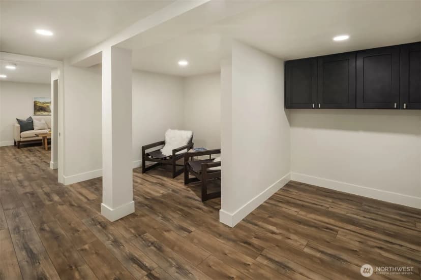 Property photo for 1307 W Boston Street, Seattle photo 26