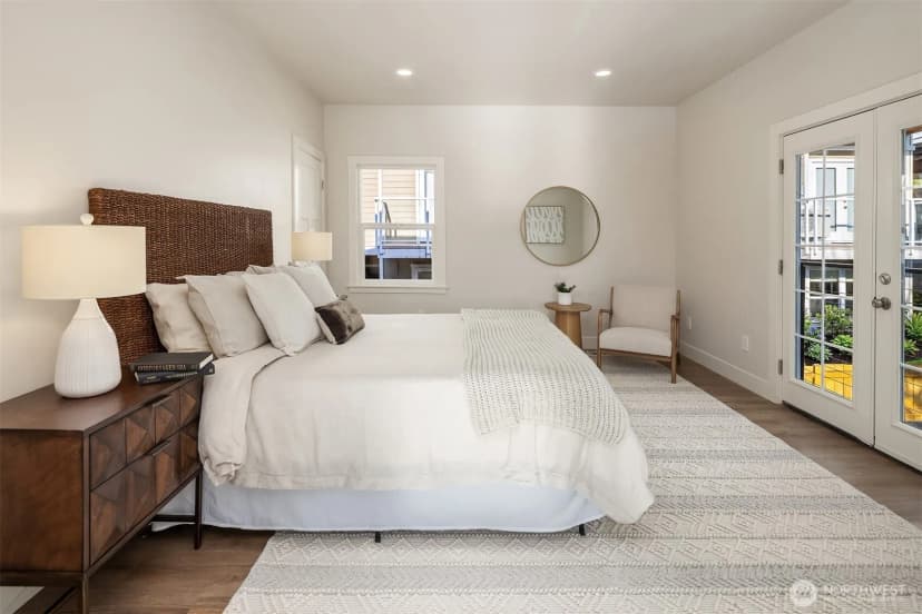 Property photo for 1307 W Boston Street, Seattle photo 13