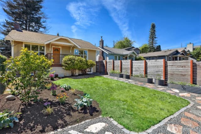 Property photo for 10327 Stone Avenue N, Seattle photo 2