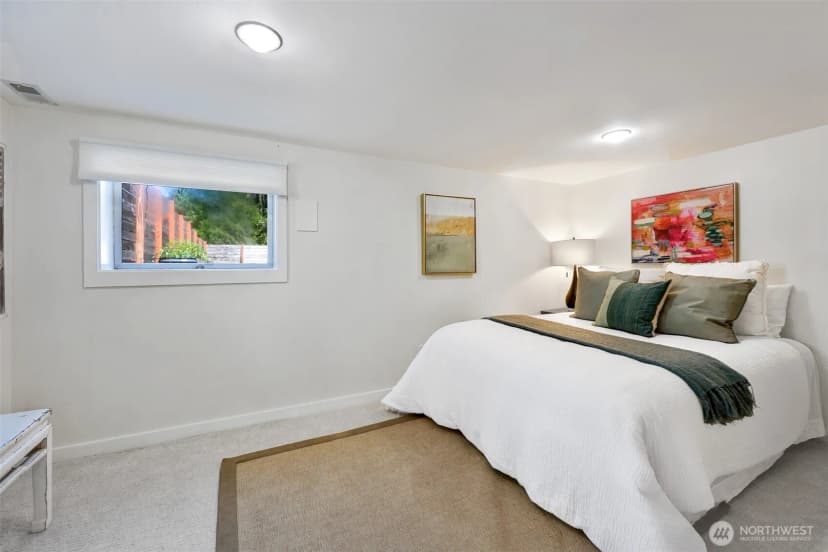 Property photo for 10327 Stone Avenue N, Seattle photo 21