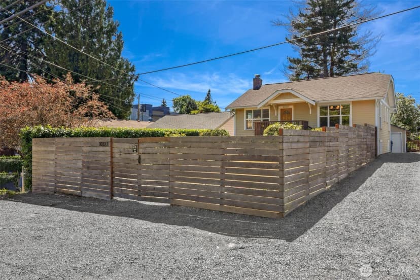 Property photo for 10327 Stone Avenue N, Seattle photo 26
