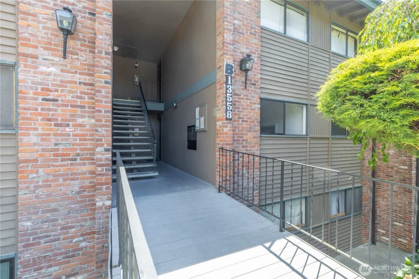 Property photo for 13558 37th Avenue S #21, Tukwila photo 2