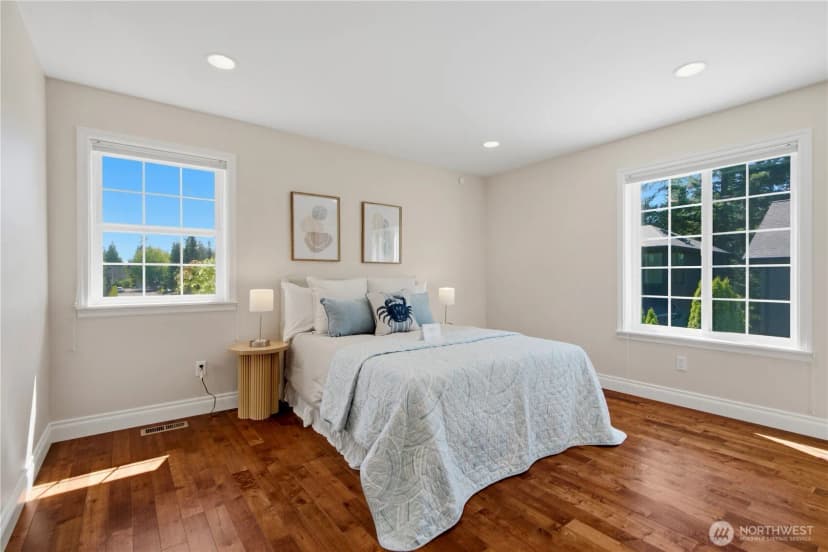 Property photo for 12832 Ne 70th Place, Kirkland photo 24