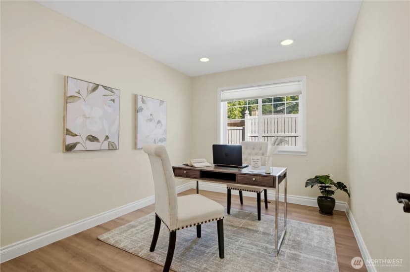 Property photo for 12832 Ne 70th Place, Kirkland photo 26