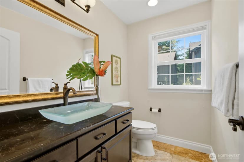 Property photo for 12832 Ne 70th Place, Kirkland photo 30