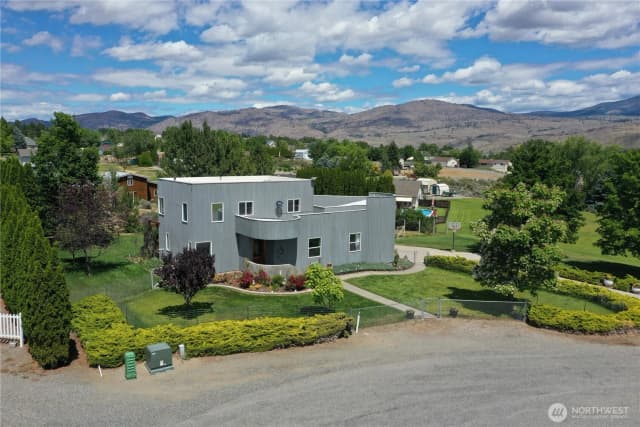 Property photo for 36 River Overlook Street, Omak photo 2