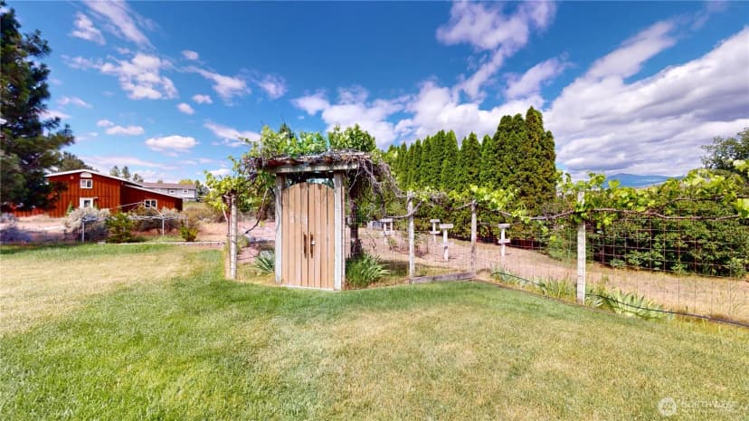 Property photo for 36 River Overlook Street, Omak photo 24