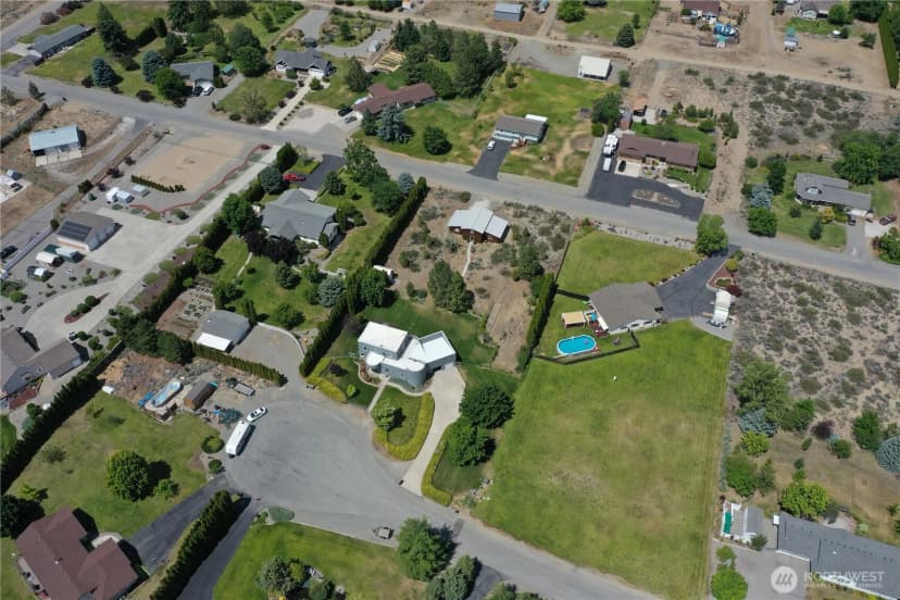 Property photo for 36 River Overlook Street, Omak photo 39
