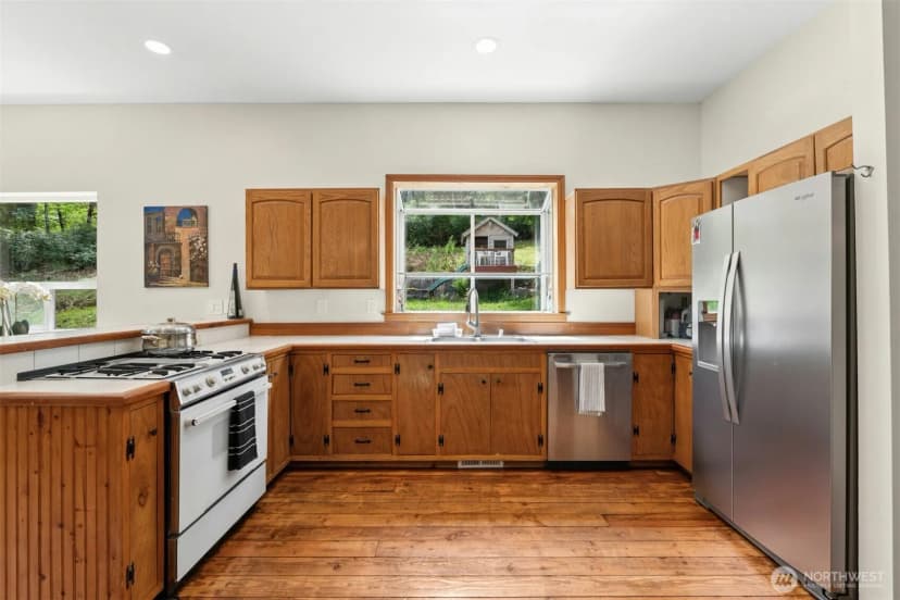 Property photo for 10025 333rd Avenue Se, Sultan photo 5