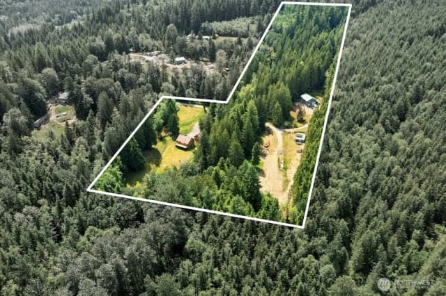 Property photo for 10025 333rd Avenue Se, Sultan photo 3