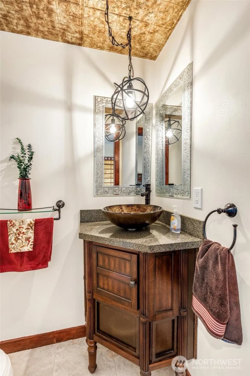 Property photo for 10320 Kay Way, Mukilteo photo 11