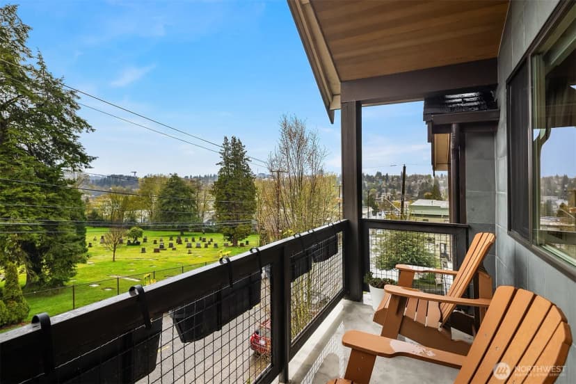 Property photo for 3010 Ne 55th Street, Seattle photo 18