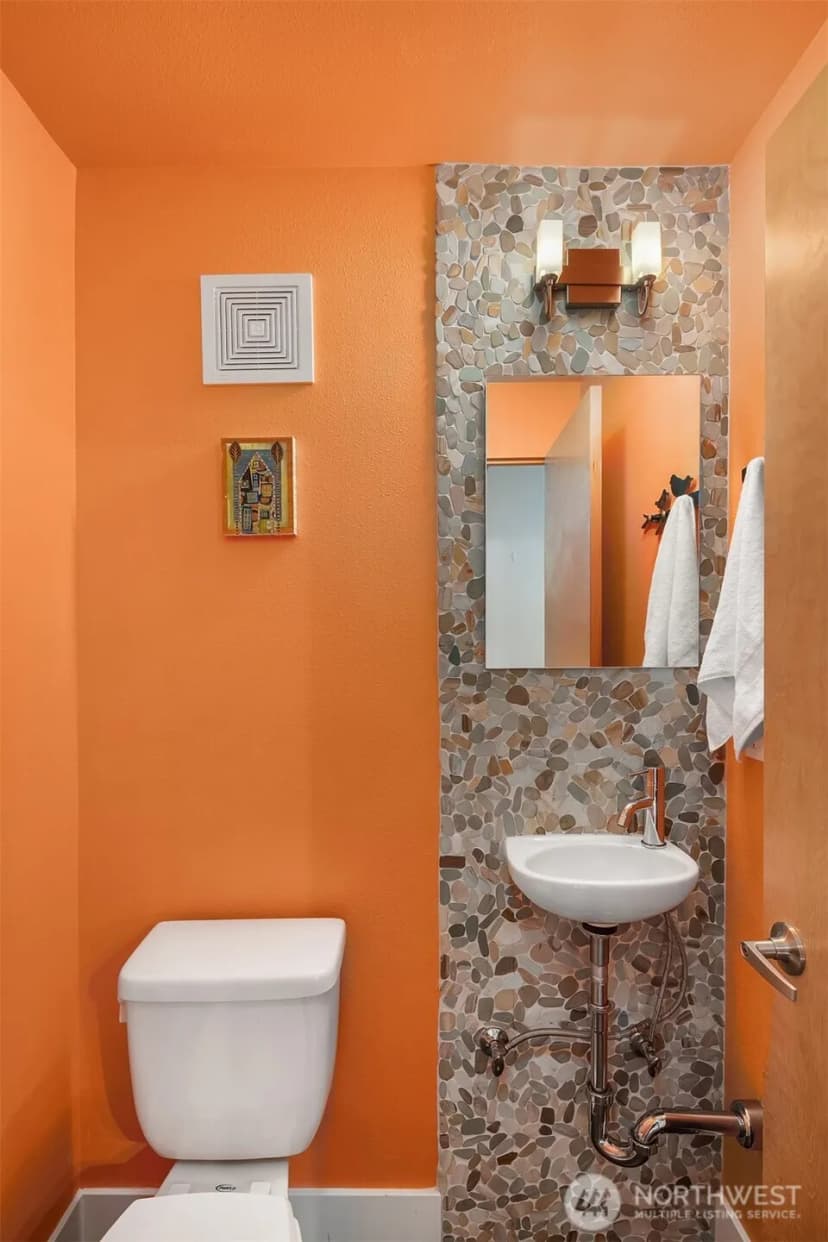 Property photo for 3010 Ne 55th Street, Seattle photo 12