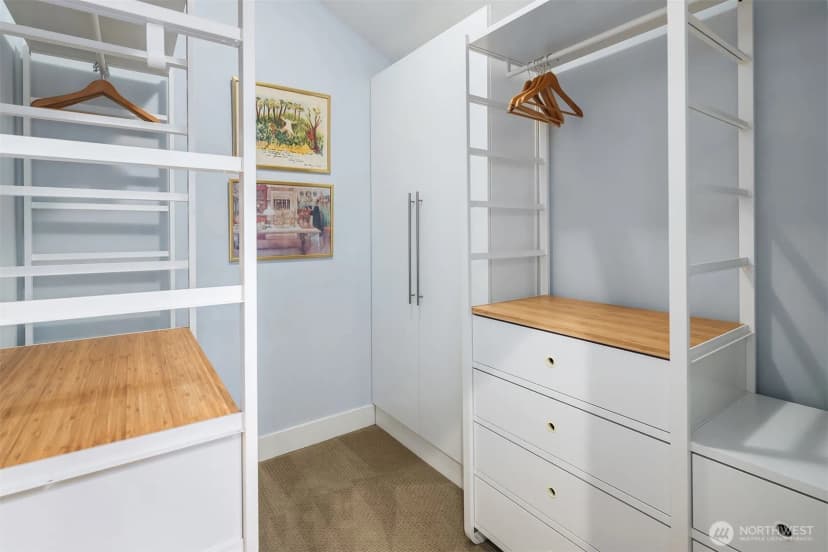 Property photo for 3010 Ne 55th Street, Seattle photo 16