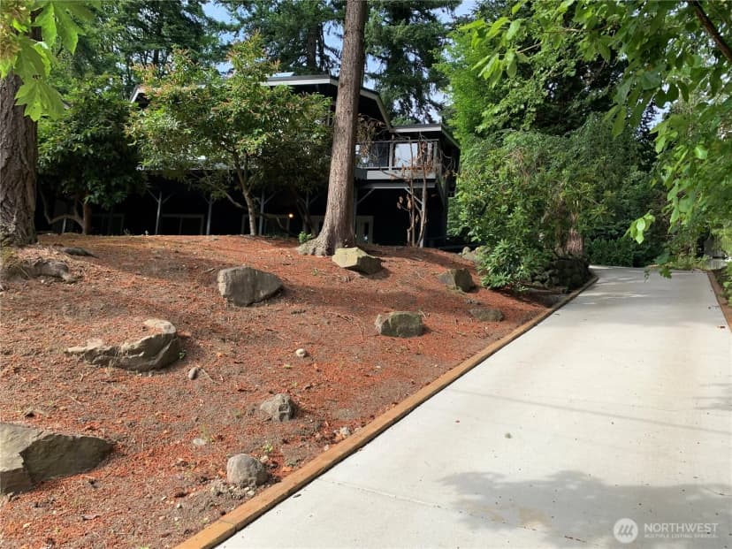 Property photo for 8210 171st Avenue Ne, Redmond photo 25