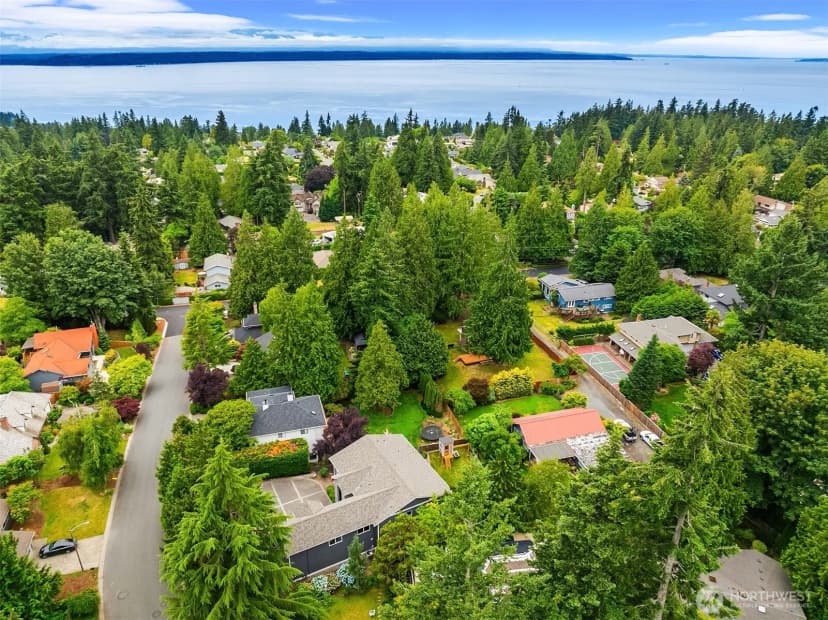 Property photo for 8703 191st Place Sw, Edmonds photo 36