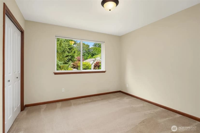 Property photo for 8703 191st Place Sw, Edmonds photo 29