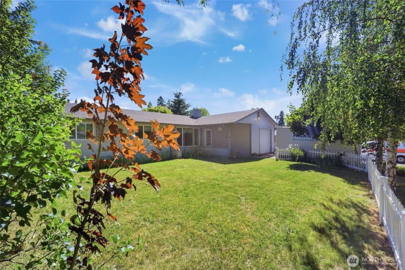Property photo for 5743 39th Avenue Se, Lacey photo 24