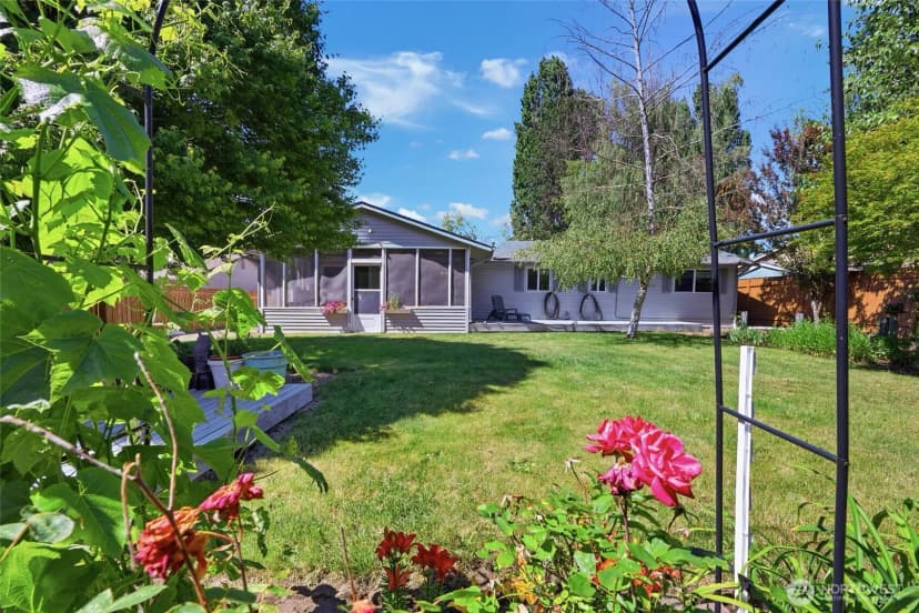 Property photo for 5743 39th Avenue Se, Lacey photo 28