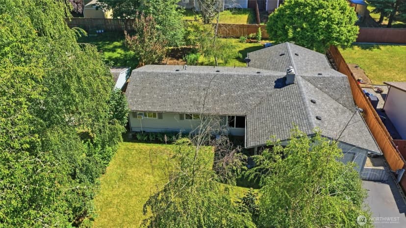Property photo for 5743 39th Avenue Se, Lacey photo 4