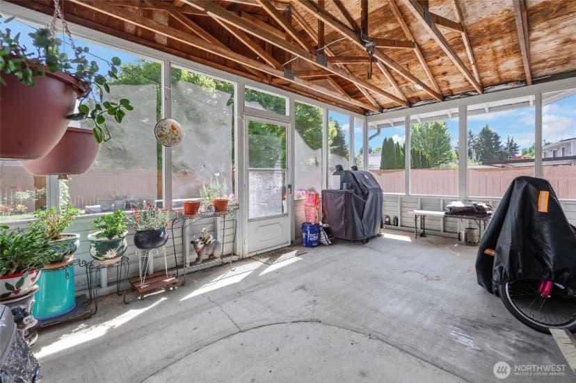 Property photo for 5743 39th Avenue Se, Lacey photo 12