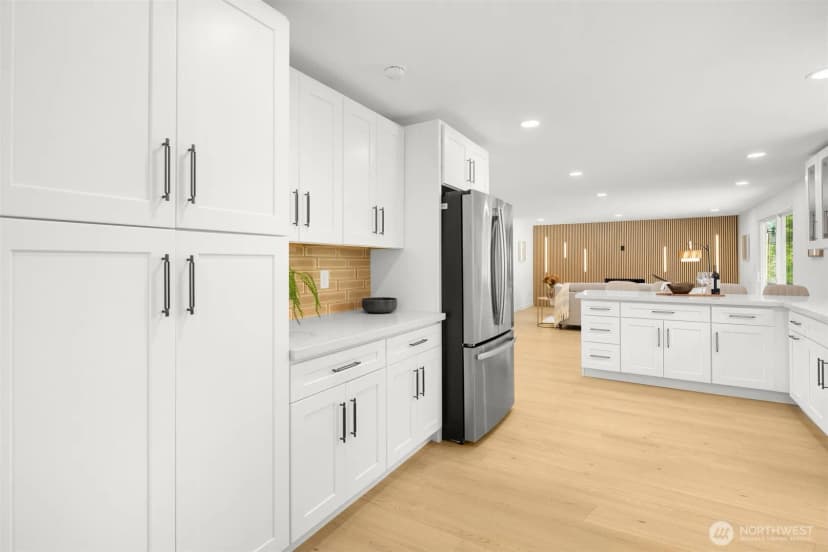 Property photo for 1816 Riverview Drive Ne, Auburn photo 6